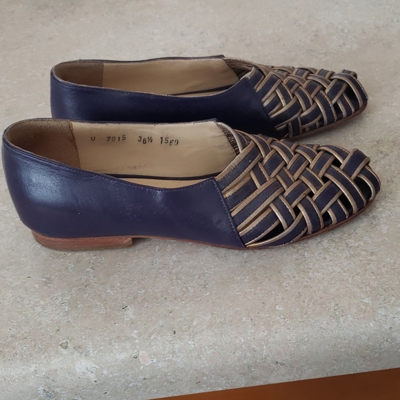 GIRAUDON LEATHER LOAFERS - Picture 2 of 8